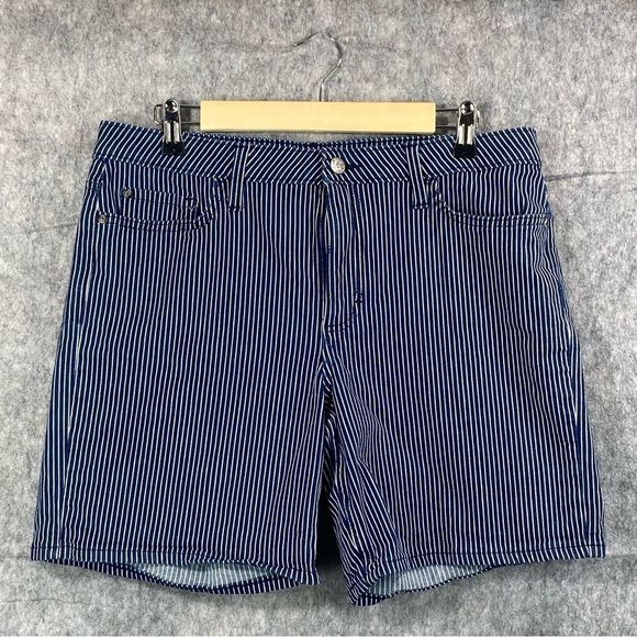 Lee Womens Blue/White Striped Regular Fit Short Mid Rise Shorts Size 14 Medium - Picture 1 of 11